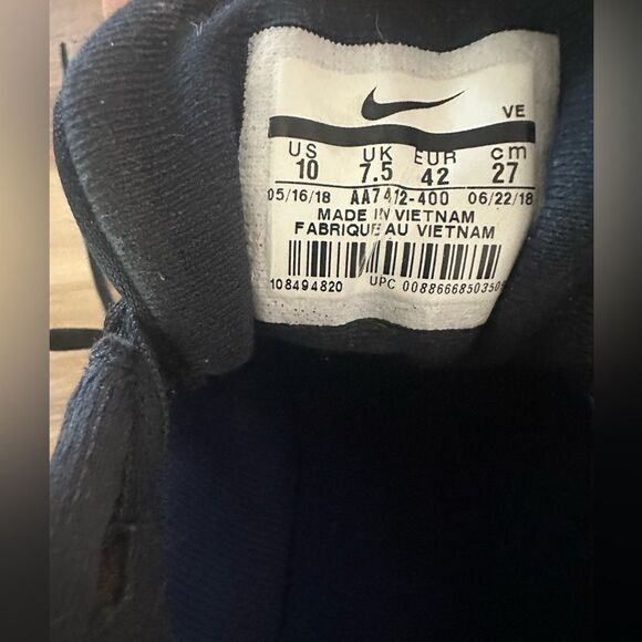 Nike Quest Running Sneaker 10 Woman’s - Picture 7 of 7